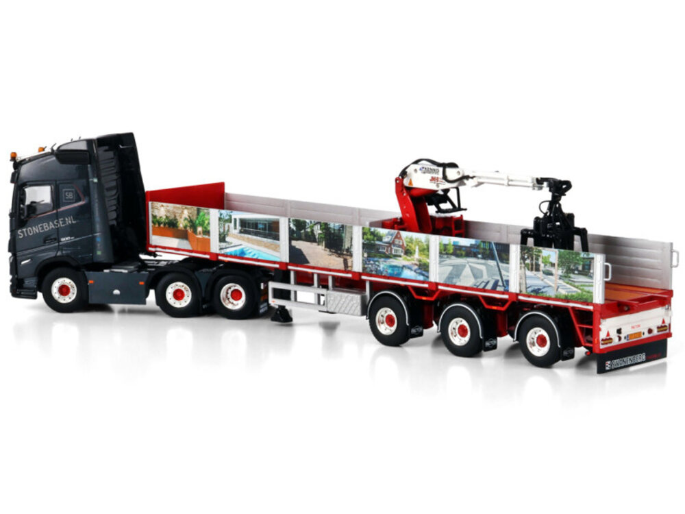 WSI WSI Volvo FH5 Globetrotter 6x2 with 3-axle brick trailer STONE BASE