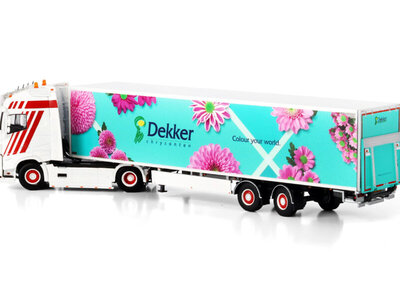 WSI WSI Volvo FH5 Globetrotter XL 4x2 with 2-axle tridec reefer trailer BRANDHOFF TRANSPORT