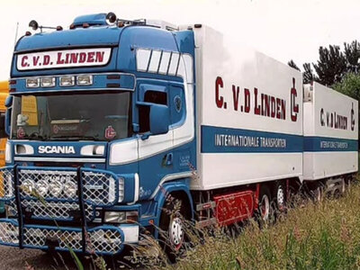 WSI WSI Scania R4 Rigid truck 6x2 with 3-axle reefer trailer C. V.D. LINDEN