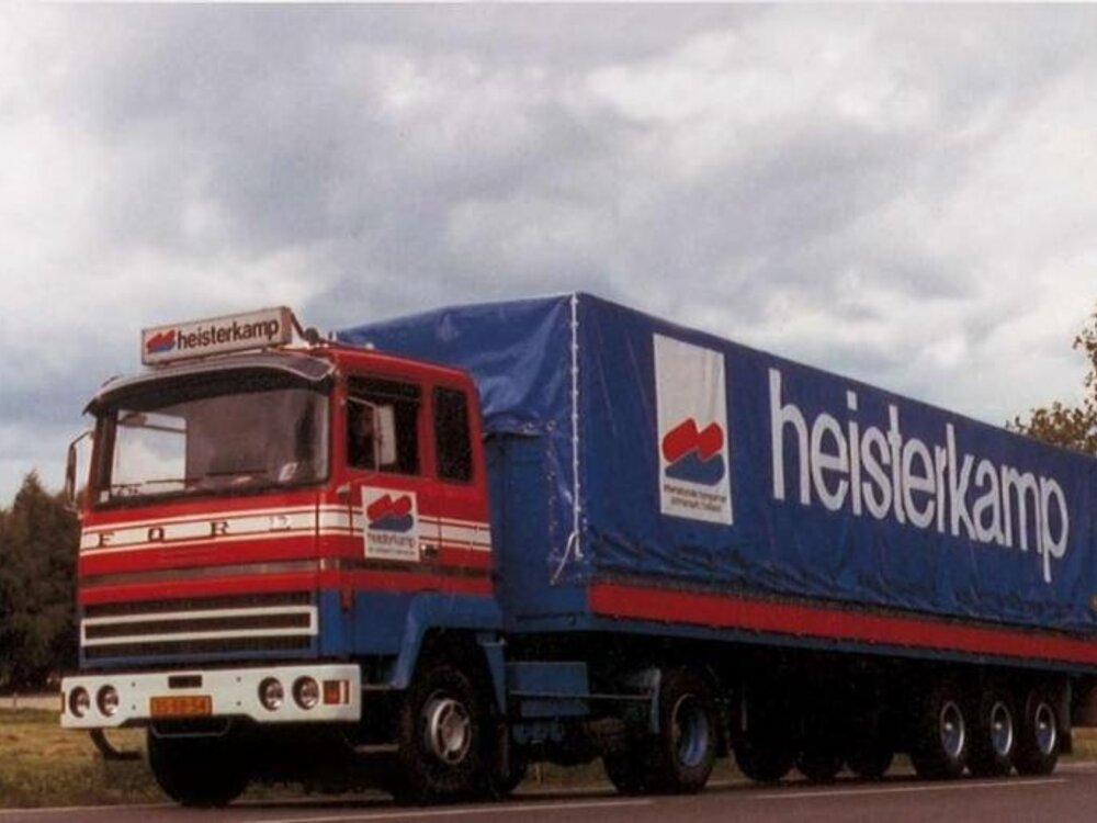 Tekno Tekno Ford Transcontinental with 3-axle tilttrailer HEISTERKAMP