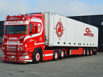 Tekno Scania Next Gen S-serie with 3-axle reefer trailer SEJER & SONNICHSEN