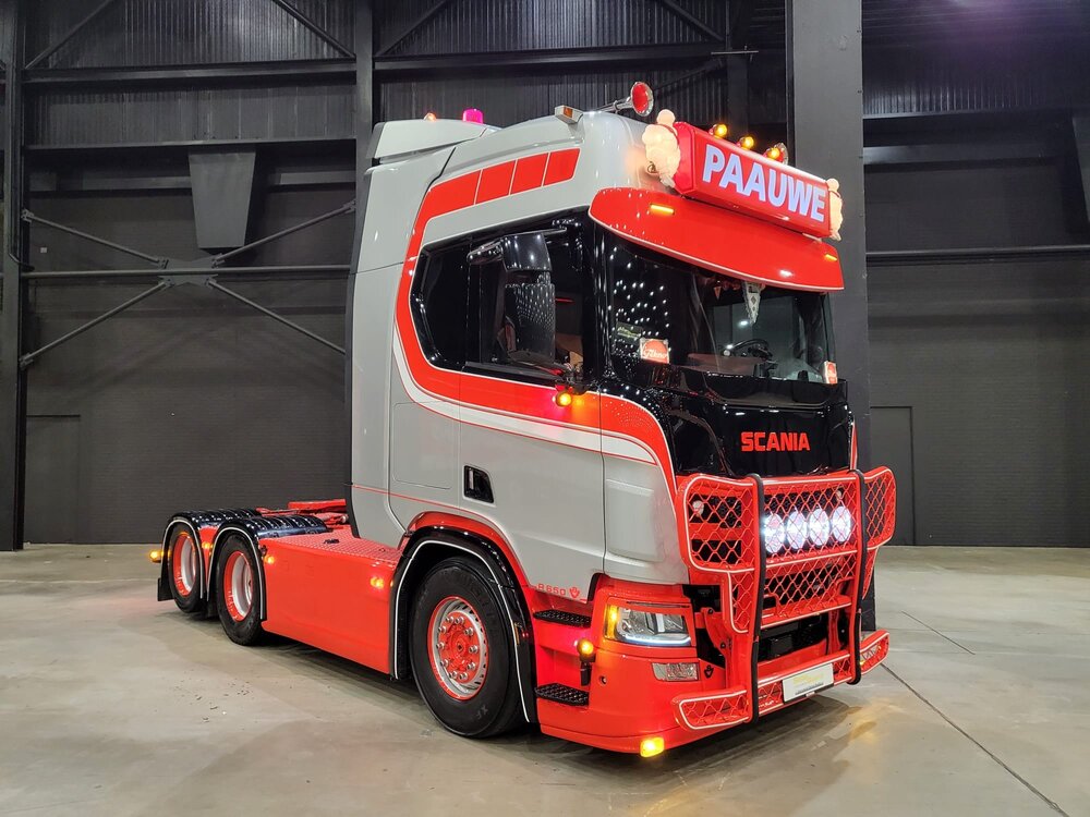 Tekno Tekno Scania Next Gen R650 6x2 with 3-axle Walkingfloor trailer PAAUWE TRANSPORT