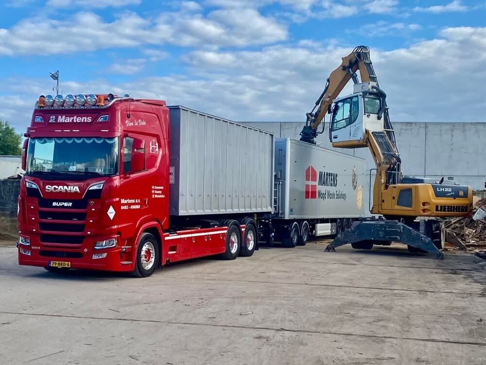 Tekno Tekno Scania Next Gen S-series hooklift  LZV combination MARTENS BV