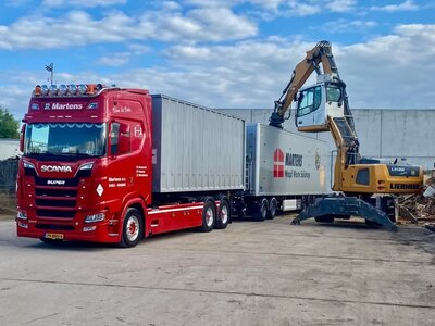 Tekno Tekno Scania Next Gen S-series hooklift  LZV combination MARTENS BV