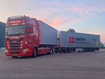 Tekno Tekno Scania Next Gen S-series hooklift  LZV combination MARTENS BV