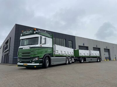 Tekno Tekno Scania Next Gen R530 rigid truck with trailer life fish transporter DK FORELLEN