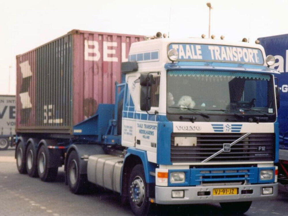 WSI WSI Volvo F12 Glob. met 3-as container trailer + 2 x 20ft. container TAALE TRANSPORT