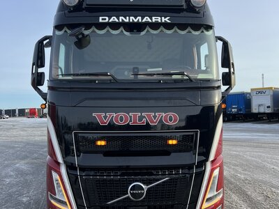 Tekno Tekno Volvo Aero Globetrotter XL met 4-assige kipper MORTEN ANDERSEN