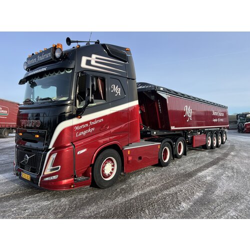 Tekno Tekno Volvo Aero Globetrotter XL met 4-assige kipper MORTEN ANDERSEN Tekno Tekno Volvo Aero Globetrotter XL met 4-assige kipper MORTEN ANDERSEN