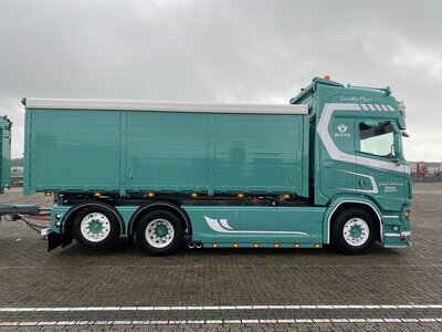 Tekno Tekno Scania Next Gen R770 Highline motorwagen aanhanger met resin bakken JAKOB PEDERSEN