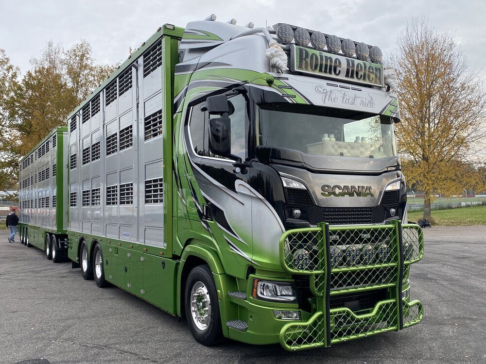Tekno Tekno Scania Next Gen S-serie Highline Zweedse veecombi met resin opbouw ROINE HELENS