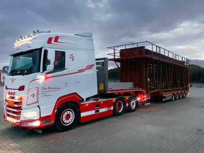 WSI WSI Daf XG+6x2  with 4-axle semi Lowloader with ramps KIM CHRISTENSEN