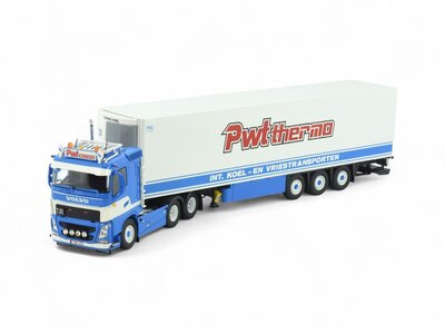 Tekno Tekno Volvo FH04 6x2 with 3-axle reefer trailer PETER WOUTERS / PWT Thermo