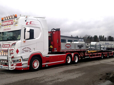 WSI WSI Scania R Highline 6x2 with 4-axle semi wheel well lowloader TRAILER CHRISTER TRANSPORT AB