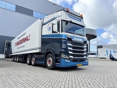 Tekno Tekno Scania NGS 6x2 Highline with 3-axle reefer trailer T. VREUGDENHIL BV