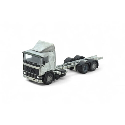 Tekno Volvo F(3th gen) Medium cab 6x2 tractor kit Tekno Volvo F(3th gen) Medium cab 6x2 tractor kit