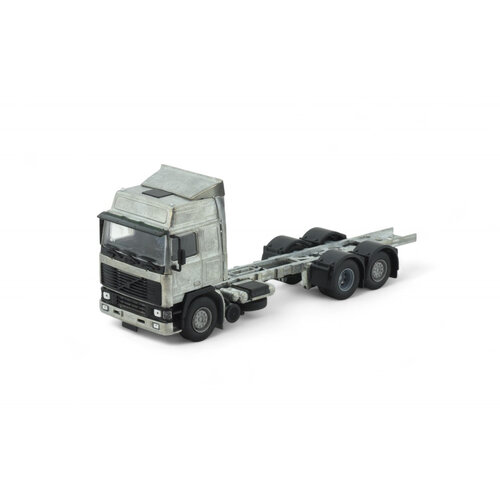 Tekno Volvo F(3th gen) Globetrotter cab MW 6x2 tractor kit Tekno Volvo F(3th gen) Globetrotter cab MW 6x2 tractor kit