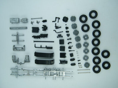 Tekno DAF 3300 Space Cab MW 6x2 tractor kit