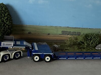 WSI WSI "EXCLUSIEF" Mercedes Actros MP5 8x4 met 4-as dieplader + 2-as dolly TWAN BIERINGS