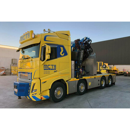 WSI WSI Volvo FH5 Globetrotter 8x4 with 4-axle semi low loader with ramps + fassi 1300 jib MCT CRANING WSI WSI Volvo FH5 Globetrotter 8x4 with 4-axle semi low loader with ramps + fassi 1300 jib MCT CRANING