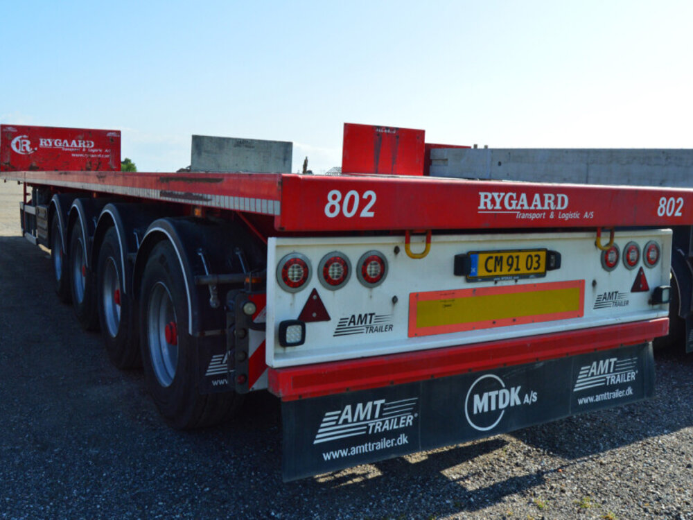 WSI WSI Scania R Highline 6x2 with 4-axle flatbed trailer RYGAARD