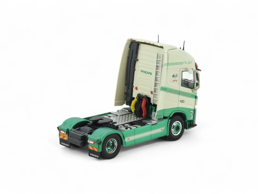 Tekno Tekno Volvo FH05 Globetrotter XL 4x2 BOUWHEER