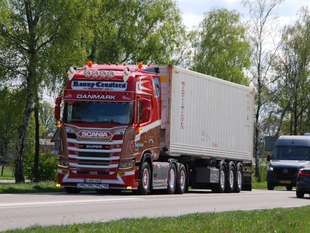 Tekno Tekno Scania NGR Highline 6x2 + container chassis with 40ft HC Reefer RONNY CEUSTERS