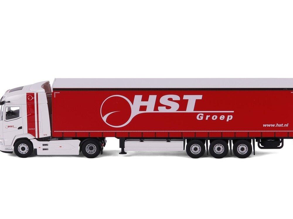 Cavallino Cavallino DAF XG 4x2 with 3-axle curtainside trailer HST GROUP