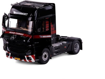 NZG Cavallino  Mercedes Actros L 4x2 MAMMOET  / Scale 1:18