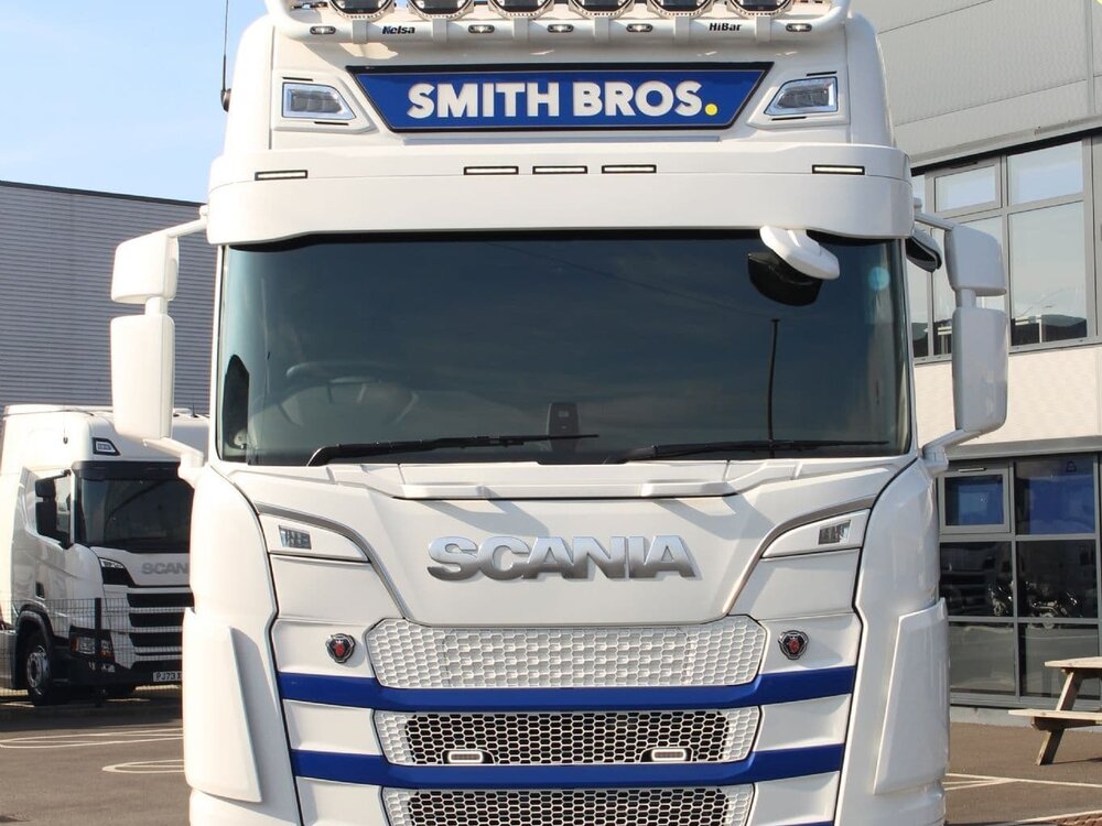 WSI WSI Scania S660 6x2 with 3-axle unramped lowloader SMITH BROS SERVICES LTD