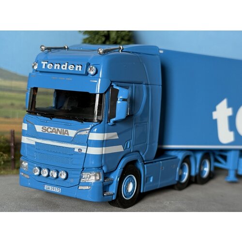 Cavallino Cavallino Scania R Highline 6x2 met 3-as koeloplegger TENDEN TRANSPORT Cavallino Cavallino Scania R Highline 6x2 met 3-as koeloplegger TENDEN TRANSPORT