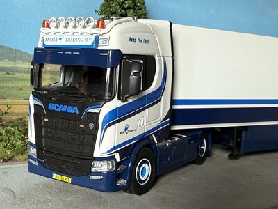 Cavallino Cavallino Scania S Highline 4x2 met 3-as koeloplegger MAHA TRADING BV