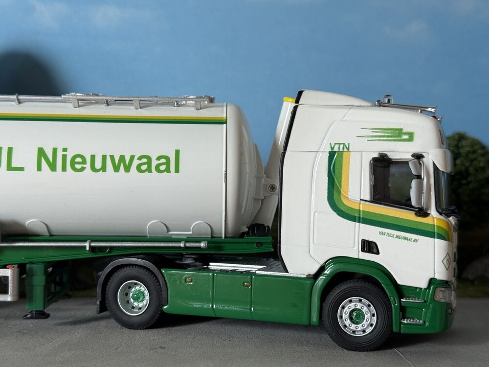 Cavallino Cavallino Scania R Highline 4x2 with 3-axle bulk trailer VAN TUIJL NIEUWAAL VTN