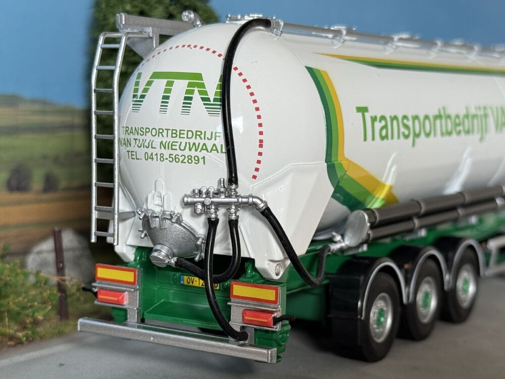 Cavallino Cavallino Scania R Highline 4x2 with 3-axle bulk trailer VAN TUIJL NIEUWAAL VTN