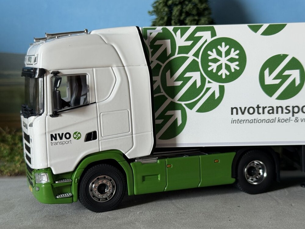 Cavallino Cavallino Scania S Highline 4x2 met 3-as koeloplegger NVO TRANSPORT BV