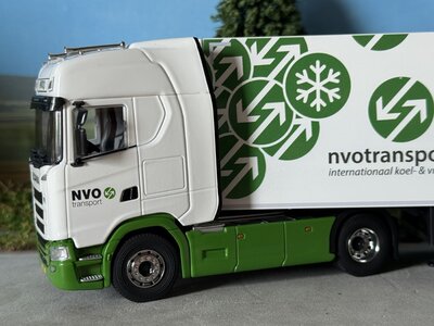 Cavallino Cavallino Scania S Highline 4x2 with 3-axle reefer trailer NVO TRANSPORT BV
