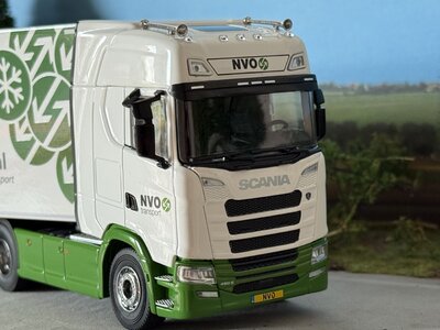 Cavallino Cavallino Scania S Highline 4x2 with 3-axle reefer trailer NVO TRANSPORT BV