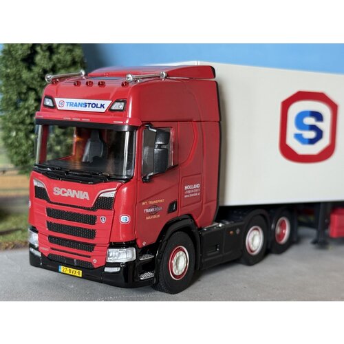Cavallino Cavallino Scania R Highline 6x2 met 3-as koeloplegger TRANSTOLK Cavallino Cavallino Scania R Highline 6x2 met 3-as koeloplegger TRANSTOLK