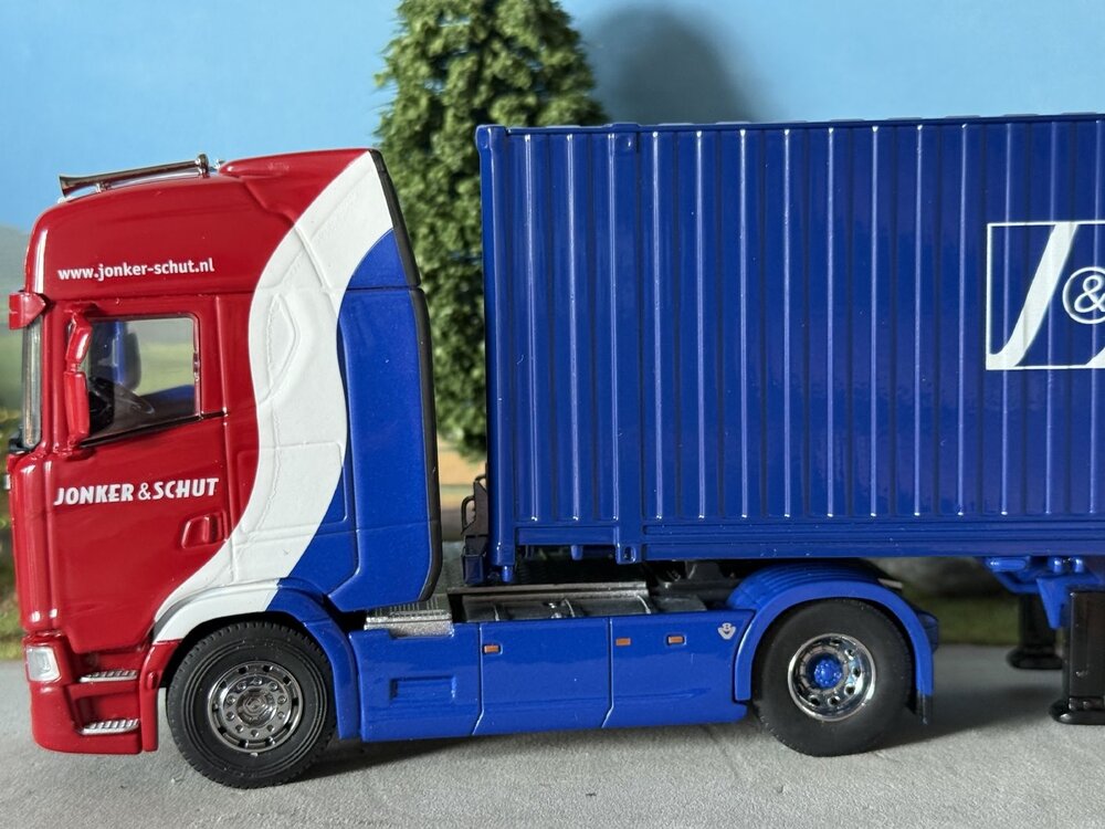 Cavallino Cavallino Scania S Highline met 3-as container oplegger + 40ft. container JONKER & SCHUT