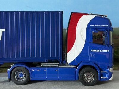 Cavallino Cavallino Scania S Highline with 3-axle container trailer + 40ft. container JONKER & SCHUT