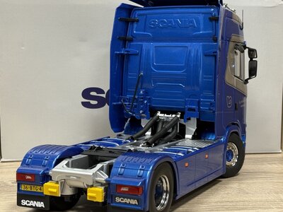NZG Cavallino Scania S Highline 4x2 H.J. VAN BENTUM WOUDENBERG / Scale 1:18
