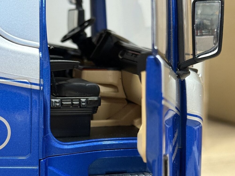 NZG Cavallino Scania S Highline 4x2 H.J. VAN BENTUM WOUDENBERG / Scale 1:18