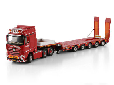 WSI WSI Mercedes-Benz Actros MP5 Big Space 6x4  met 5-assige manoovr NOOTEBOOM RED LINE
