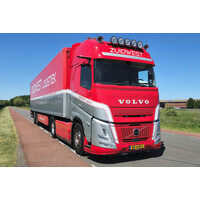 WSI Volvo FH Aero Globetrotter XL 4x2 with 2-axle tridec box trailer ZUIDWEST LOGISTIEK