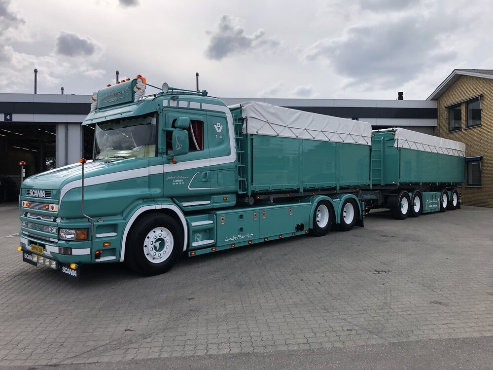 Tekno Tekno Scania 4-Serie Torpedo motorwagen met aanhanger JACOB PEDERSEN