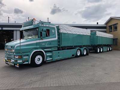 Tekno Tekno Scania 4-Serie Torpedo motorwagen met aanhanger JACOB PEDERSEN