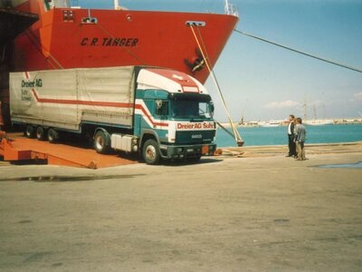 Tekno Tekno Iveco Turbostar met klassieke zwanenhals oplegger DREIER
