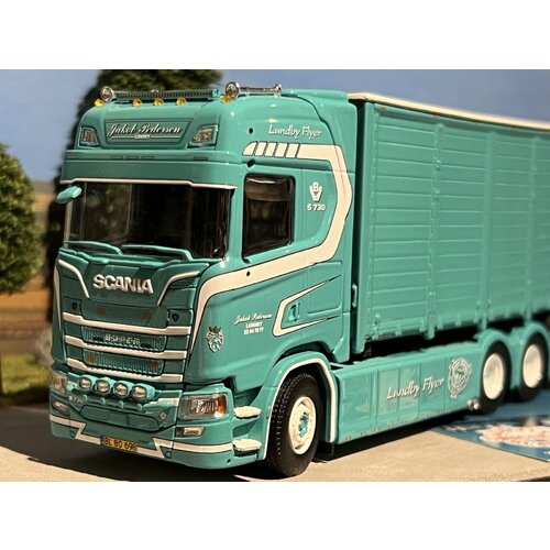 Tekno Tekno Scania Next Gen S-serie Highline rigid truck with 4-axle trailer incl. resin containers JAKOB PEDERSEN Tekno Tekno Scania Next Gen S-serie Highline rigid truck with 4-axle trailer incl. resin containers JAKOB PEDERSEN