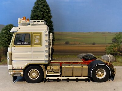 Tekno Tekno Scania 143M streamline 4x2 RIGOTTI "WAR MACHINE"