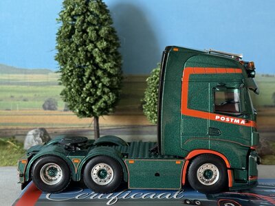 WSI WSI Iveco S-way High 6x2 POSTMA